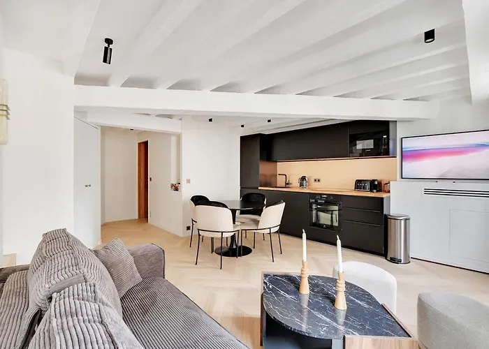 Apartment Pick A Flat's In Saint-germain-des-pres - Rue De Seine Paris