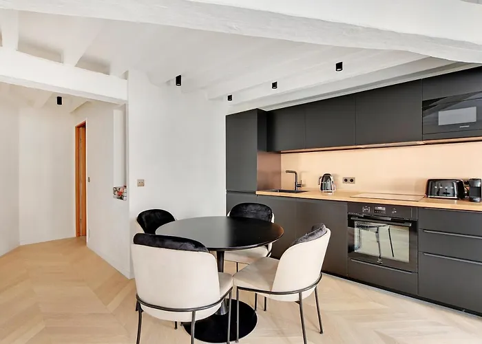 Apartment Pick A Flat's In Saint-germain-des-pres - Rue De Seine *